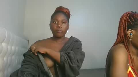 melanie online show from November 3, 2025, 1:08 am