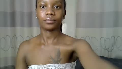 Snapshot of fine_queen12 chatting on December 5, 2024, 10:23 am fine_queen12 online show from December 5, 2024, 10:23 am