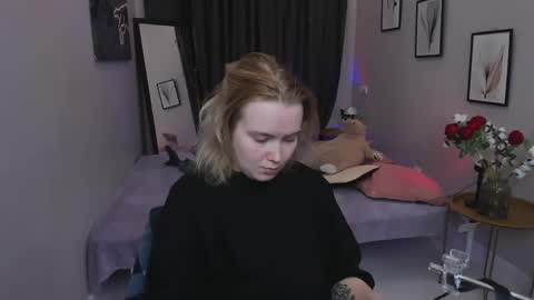 Fiona online show from April 18, 2026, 10:54 pm