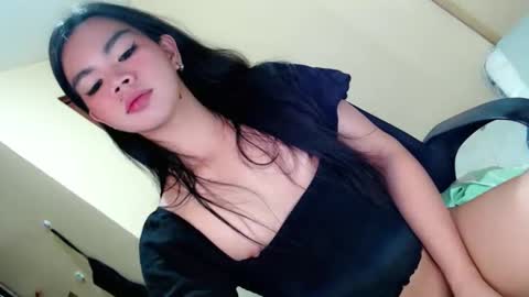 Snapshot of fionie_xxx chatting on May 20, 2026, 6:03 pm FIONA online show from May 20, 2026, 6:03 pm