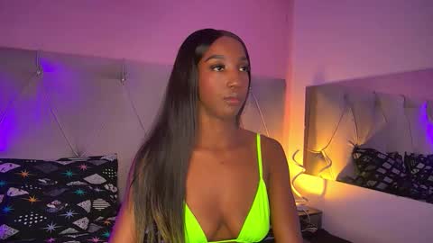 Fiorela Lenin  online show from March 29, 2026, 12:38 pm