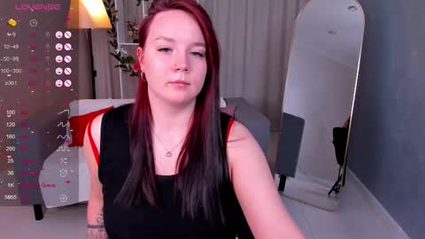 Snapshot of fire_emily chatting on December 17, 2025, 1:33 am fire_emily online show from December 17, 2025, 1:33 am