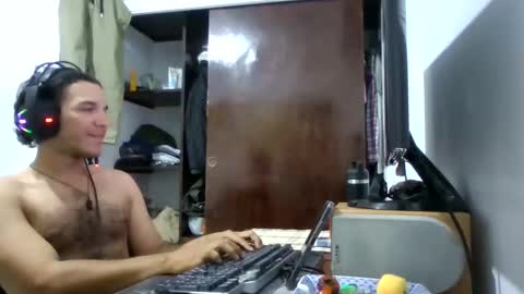 Snapshot of firefeelings chatting on December 25, 2024, 12:37 am Ricardo online show from December 25, 2024, 12:37 am