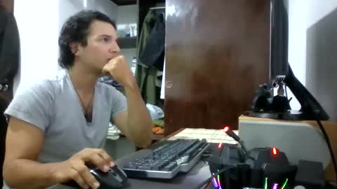 Snapshot of firefeelings chatting on January 3, 2025, 10:51 pm Ricardo online show from January 3, 2025, 10:51 pm