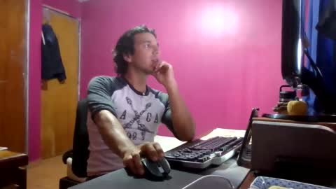 Snapshot of firefeelings chatting on January 26, 2025, 5:44 pm Ricardo online show from January 26, 2025, 5:44 pm