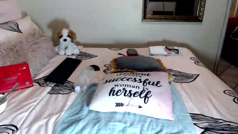 fitblair66_ online show from February 4, 2025, 7:00 pm