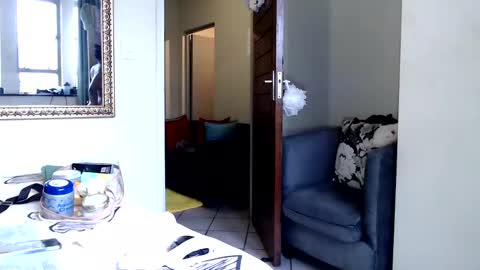 fitblair66_ online show from February 7, 2025, 3:08 pm