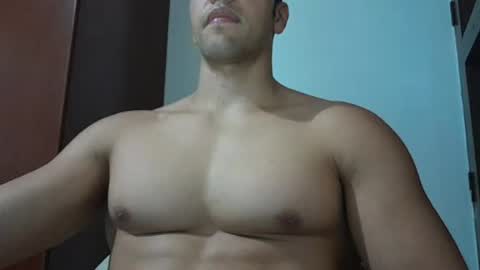Snapshot of fitchestabs_69 chatting on April 17, 2026, 12:35 am fitchestabs_69 online show from April 17, 2026, 12:35 am
