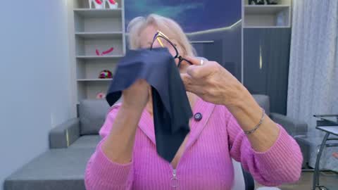 Bianca online show from February 6, 2026, 7:50 pm