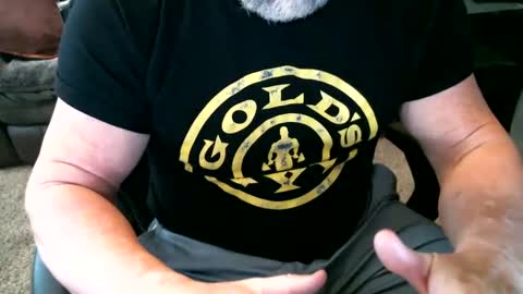 fitguy40 online show from January 10, 2025, 9:31 pm