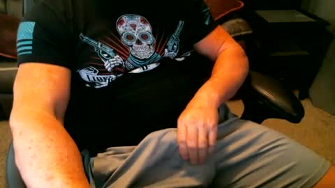 fitguy40 online show from January 27, 2025, 8:17 pm