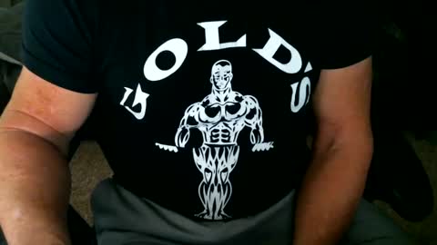 fitguy40 online show from February 20, 2025, 9:53 pm