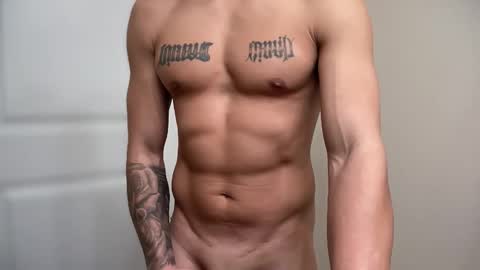 fithornyandtatted online show from December 1, 2025, 9:09 pm