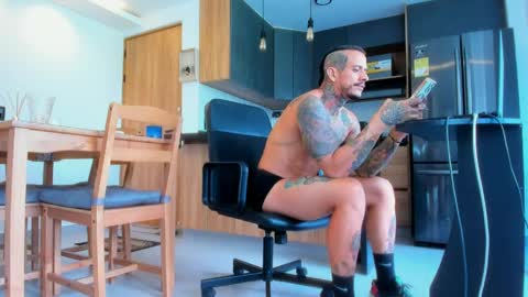 Elias Valencia online show from April 3, 2026, 5:00 pm