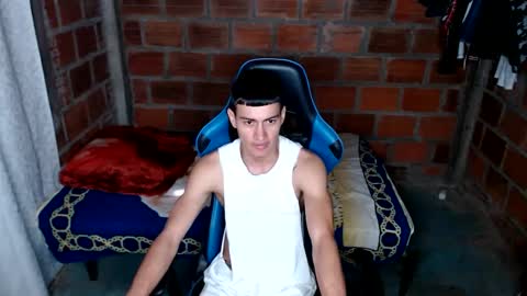  FLACO  online show from February 1, 2025, 4:33 pm