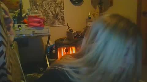 flavorbucks666 online show from January 18, 2026, 4:49 am