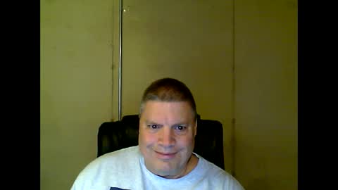 Snapshot of fletch32 chatting on February 17, 2025, 1:47 am jd online show from February 17, 2025, 1:47 am