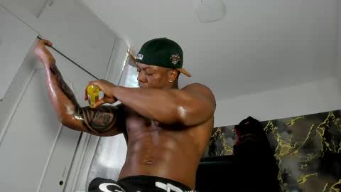 Snapshot of flex_taylor chatting on April 27, 2026, 4:38 pm Flex Taylor online show from April 27, 2026, 4:38 pm