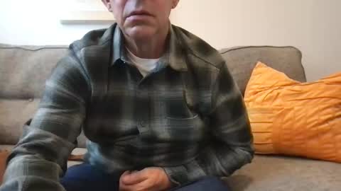 Flickrbrite online show from December 12, 2024, 8:10 pm