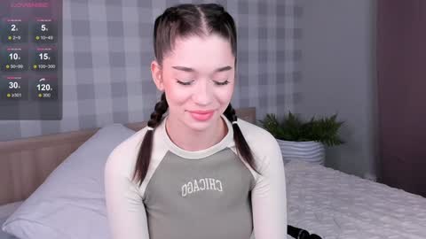 Emely  online show from December 30, 2024, 8:25 pm