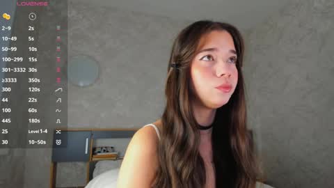Emely  online show from May 31, 2026, 3:26 am