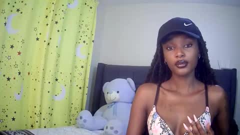 sheery online show from October 6, 2025, 2:53 am