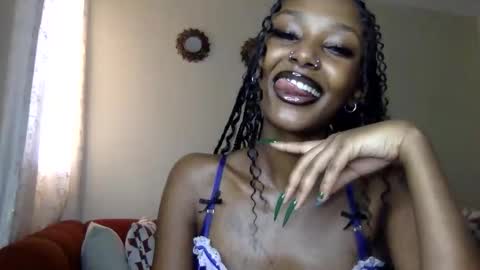 Snapshot of flirtyy_sheery chatting on May 27, 2026, 5:15 am sheery online show from May 27, 2026, 5:15 am