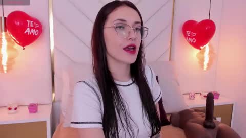 Luna online show from February 16, 2025, 11:38 am