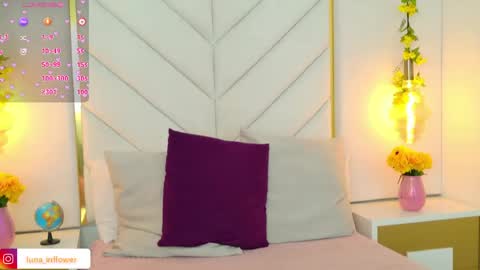 Luna online show from April 20, 2026, 12:19 pm