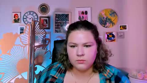 florenceanderson_ online show from September 25, 2025, 7:12 am