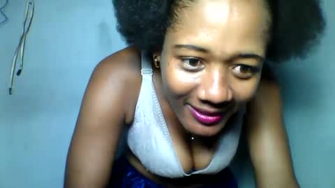 florencia011 online show from January 30, 2025, 7:37 pm