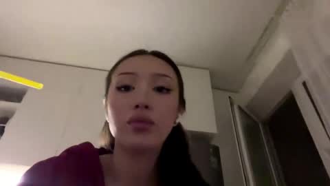 Snapshot of florinebolevice chatting on June 4, 2026, 7:42 pm Lucy online show from June 4, 2026, 7:42 pm