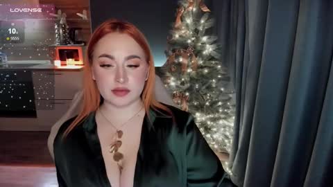 Snapshot of flower_camellia chatting on December 27, 2024, 12:07 am Camelia online show from December 27, 2024, 12:07 am