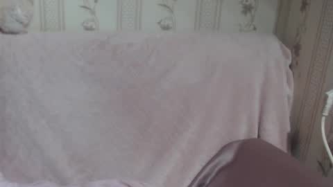 say meow and send tip  online show from February 27, 2026, 11:27 pm