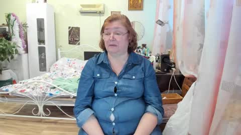 Snapshot of flowerlover8 chatting on January 9, 2026, 6:49 am Flowerlower online show from January 9, 2026, 6:49 am