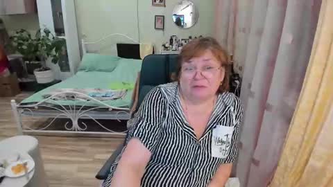 Snapshot of flowerlover8 chatting on February 3, 2026, 6:46 pm Flowerlower online show from February 3, 2026, 6:46 pm