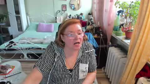 Flowerlower online show from May 15, 2026, 2:02 pm
