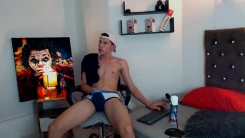 flowers109 online show from January 12, 2025, 1:21 am