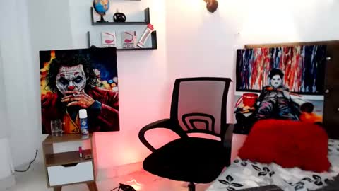 flowers109 online show from February 14, 2025, 9:21 pm