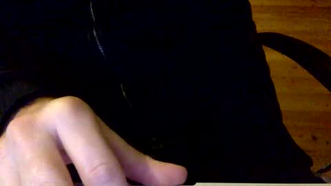 Snapshot of flowmover chatting on February 19, 2025, 8:41 pm flowmover online show from February 19, 2025, 8:41 pm