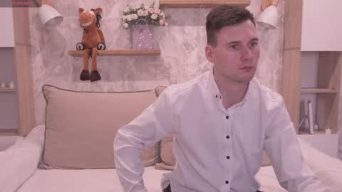 Snapshot of fluffy_hat chatting on February 21, 2026, 11:22 am Fluffy and Krut online show from February 21, 2026, 11:22 am