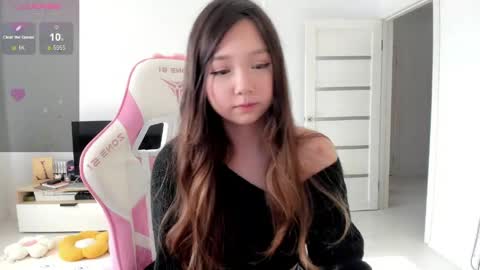 Snapshot of fluffy_rose chatting on June 8, 2026, 1:09 am Rose online show from June 8, 2026, 1:09 am