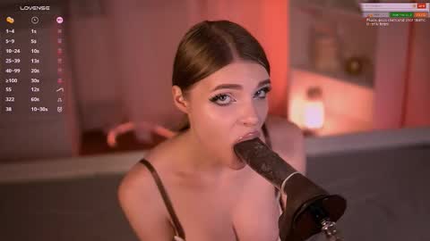 ask me online show from October 28, 2025, 4:20 pm