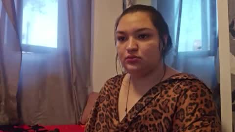 fluffyluna235 online show from December 2, 2025, 7:03 am