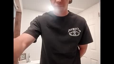 flybuy2525 online show from October 28, 2025, 11:03 am