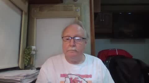 fmfsocal123 online show from February 20, 2025, 2:07 am