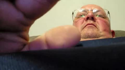 focusfuker online show from April 11, 2026, 11:20 pm