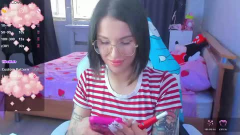 Snapshot of folinskaayaa chatting on May 2, 2026, 5:12 am folinskaayaa online show from May 2, 2026, 5:12 am