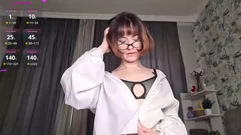 Snapshot of forbidden_fruity chatting on October 5, 2025, 10:13 am Laura online show from October 5, 2025, 10:13 am