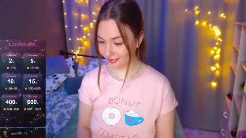 Julia online show from December 13, 2024, 3:16 am